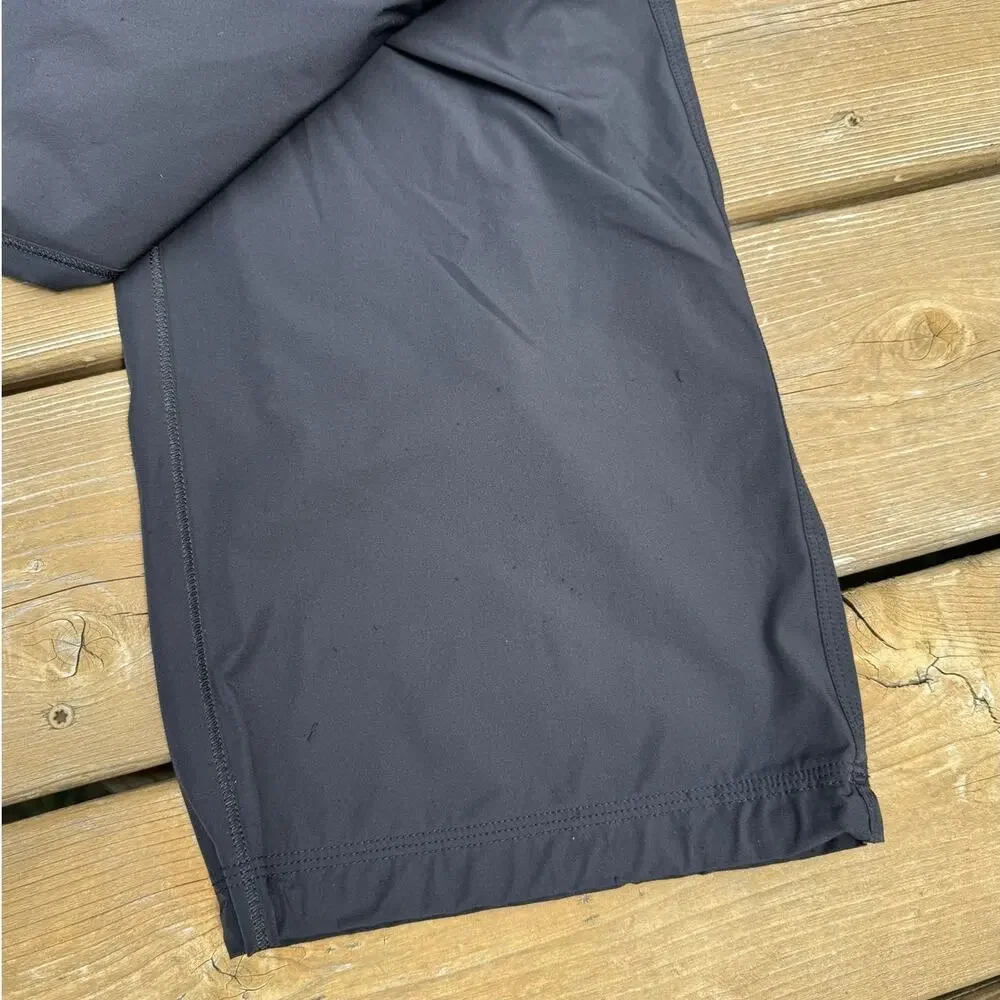 Lululemon Run size 6 RARE DISCONTINUED Dog Runner Lined Pants - Black - Picture 14 of 14
